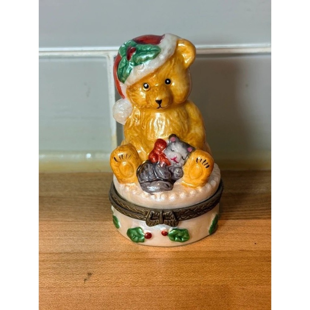 Christmas Teddy Bear and Kitten Porcelain Hinged Trinket Box Santa Hat Festive